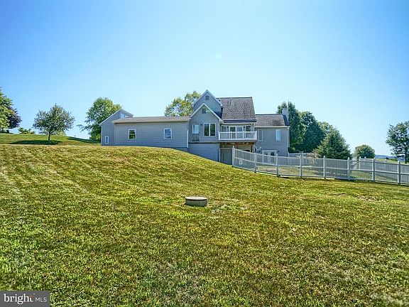 2nd image of 144 Sherby Ln