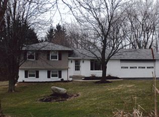 325 Oakleaf Dr W, Lexington, OH 44904