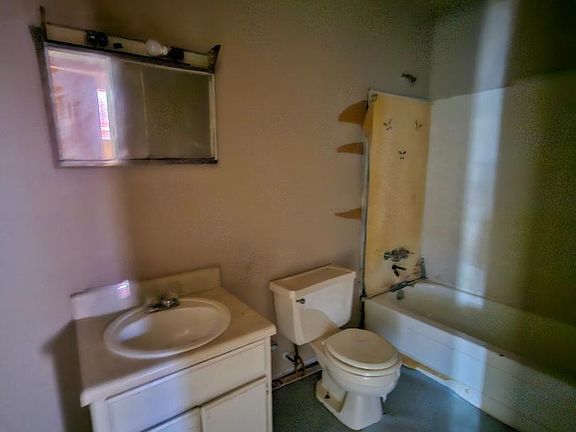 5th image of 914 Chubbtown Rd