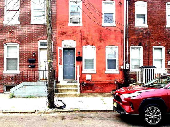 27 Swan St, Trenton, NJ 08611