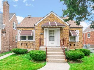 2764 W 96th St, Evergreen Park, IL