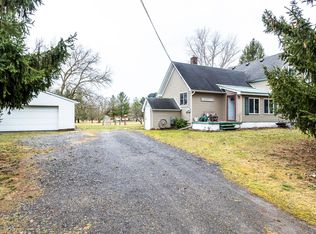 8481 Sparling Rd, Goodells, MI 48027