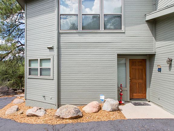 4th image of 1591 Sierry Peaks Dr Unit B