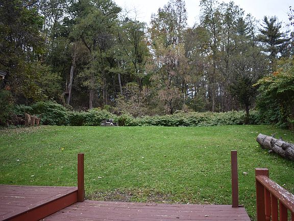 2nd image of 146 Mohawk Dr