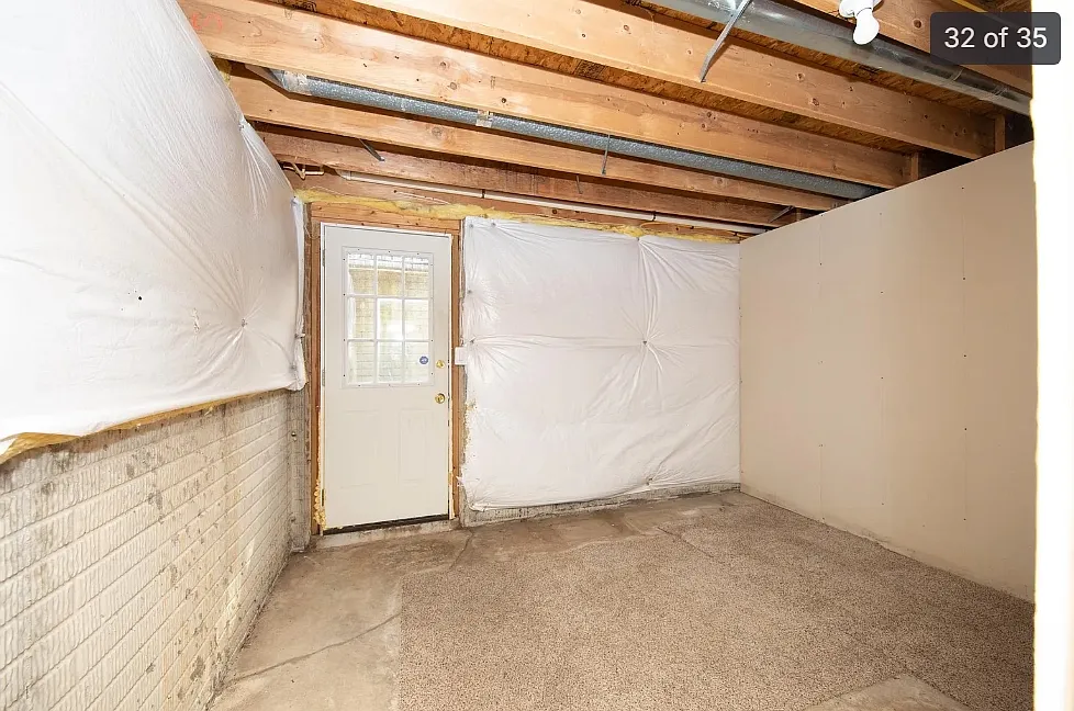 5 bed, 3.5 bath, 3661 sqft, $3,627 — Photo 4