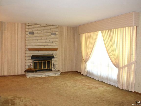 3rd image of 714 Martin Ave