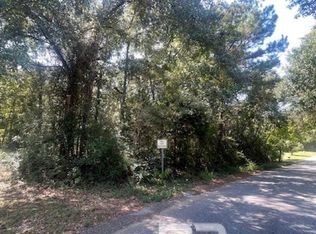 9375 Lake Woods Dr, Semmes, AL 36575