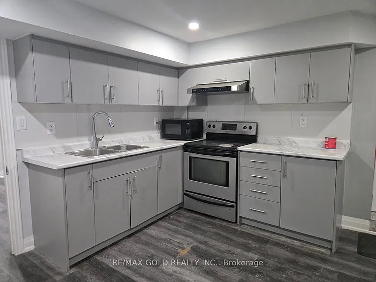 47 Mikado Cres — Photo 2