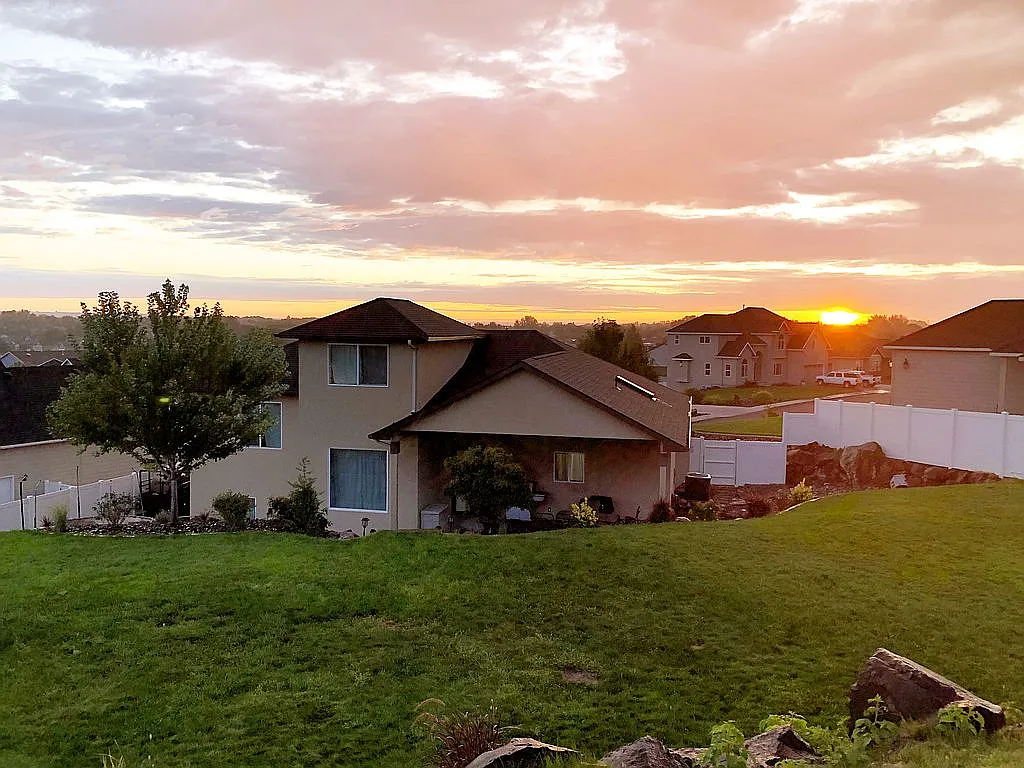 5500 Kenra Loop photo 1
