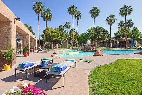 Cabana Club Apartments Photo 1