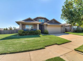 6912 NW 155th Ter, Edmond, OK 73013