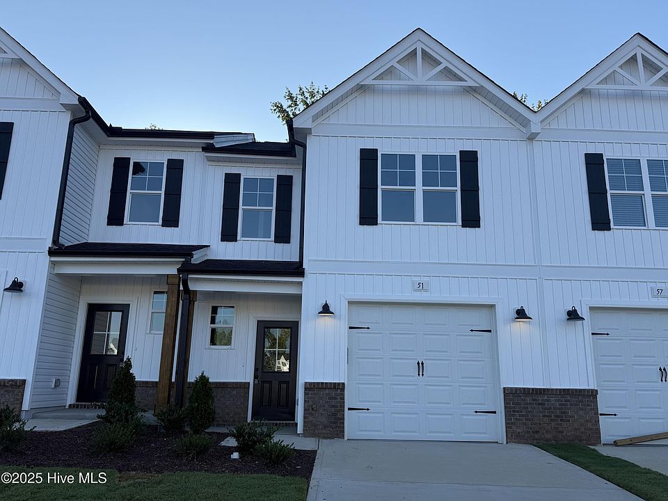 1st image of 51 Calluna Drive