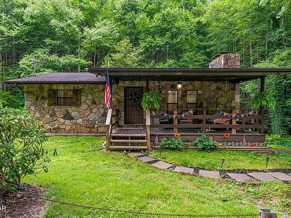2nd image of 514 Butler Branch Rd