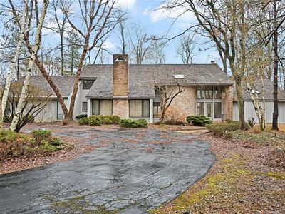 55 Stonewood Dr, Moreland Hills, OH, 44022