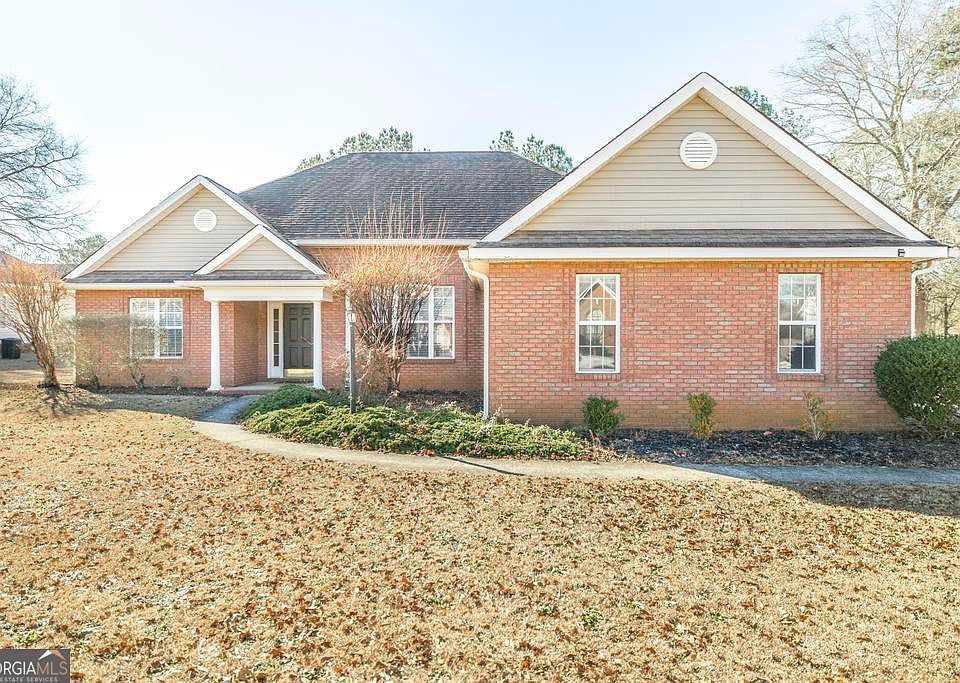 1st image of 158 Holly Dr
