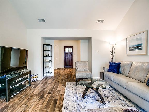 5th image of 119 Creekside Ln