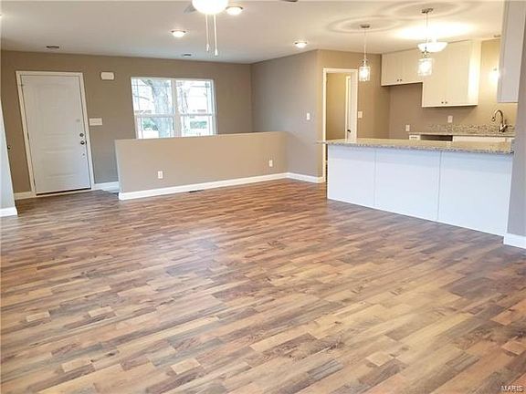 4th image of 3248 Edgewood Ave
