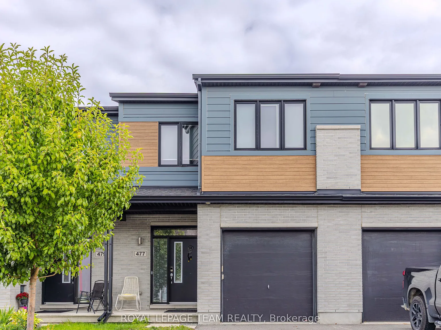 4 bed, $2,950 — Photo 2