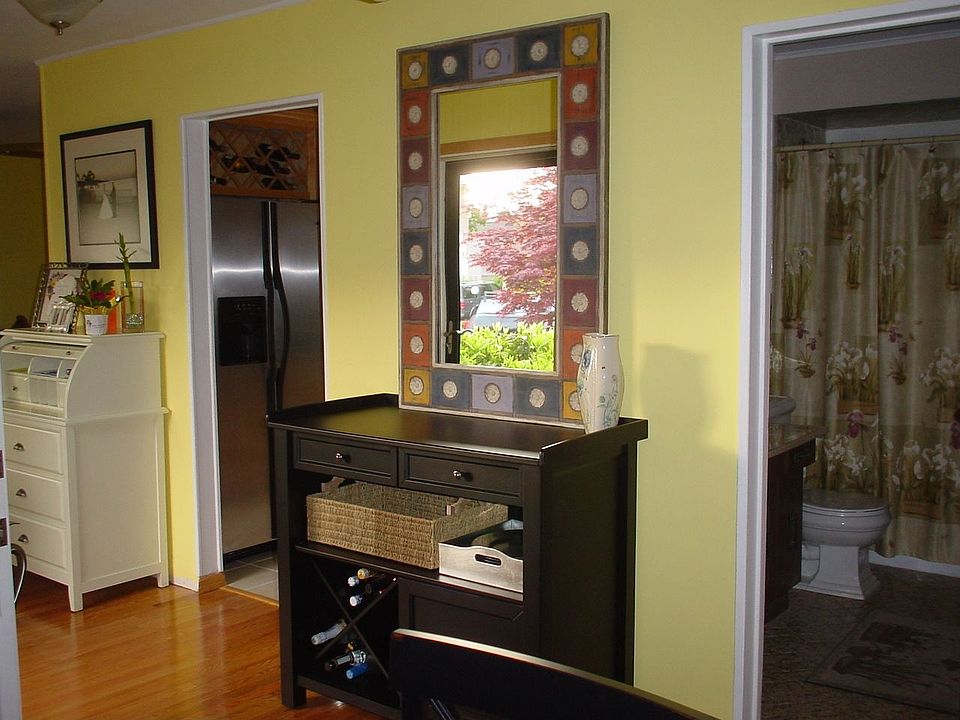 27 Tappan Ave, Babylon, NY 11702 Zillow