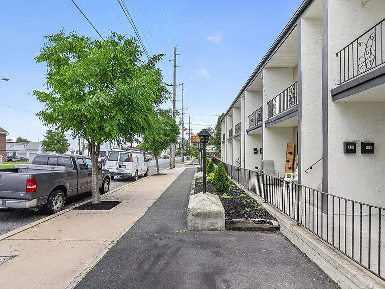 422 N Black Horse Pike — Photo 17