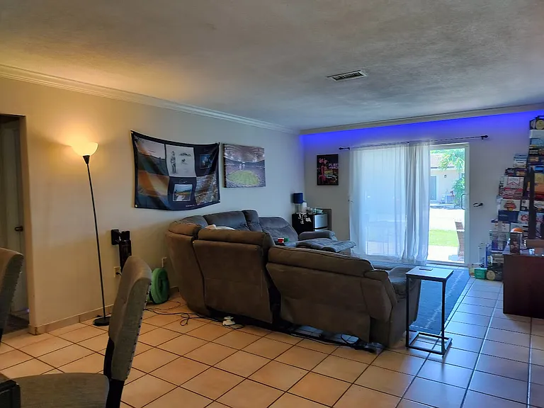 940 Benevento Ave — Photo 6