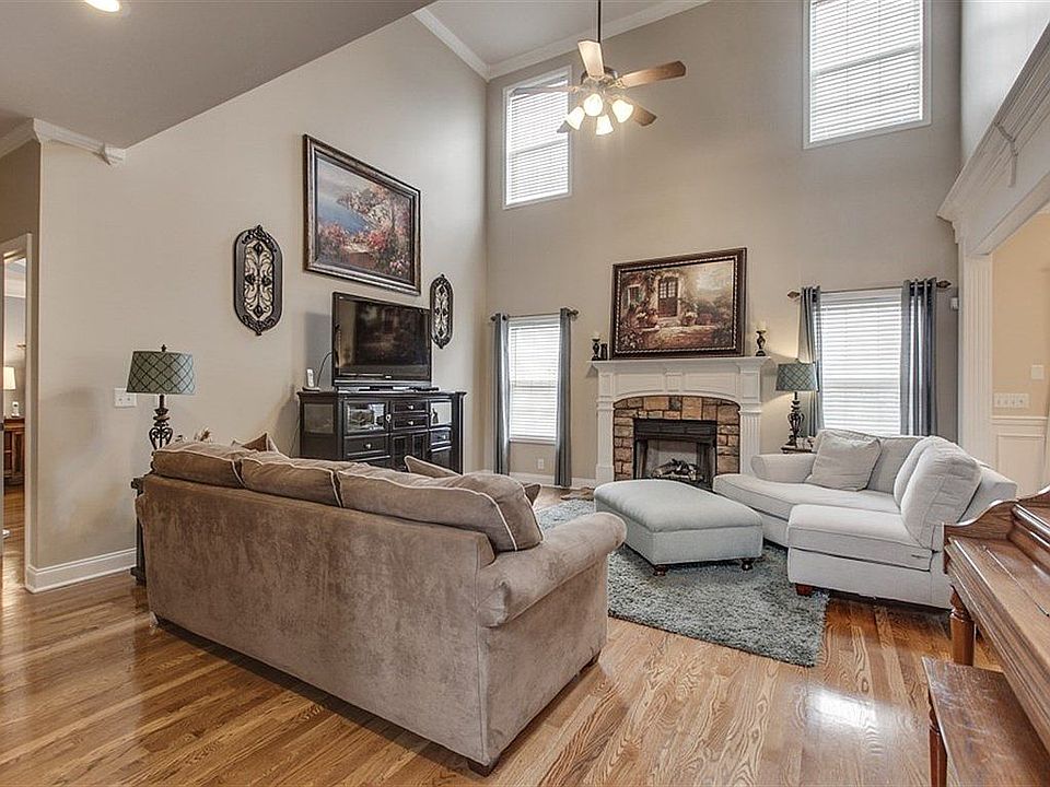 1st image of 5344 Saint Ives Dr