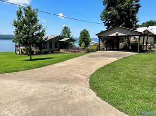69 Polaris Rd, Guntersville, AL 35976