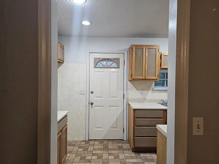 1112 Jet Dr — Photo 14