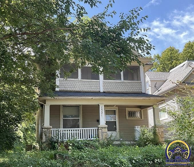 1st image of 1521 SW Van Buren St