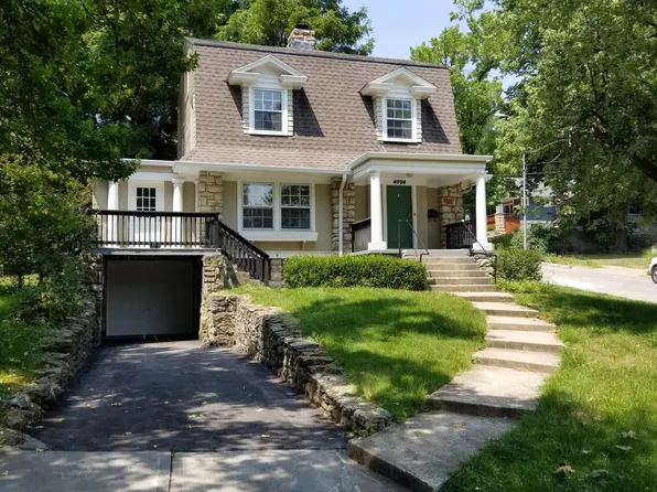 4924 Troostwood Rd, Kansas City, MO 64110