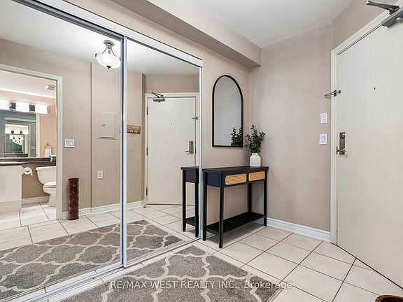 3rd image of 890 Sheppard Ave W #206