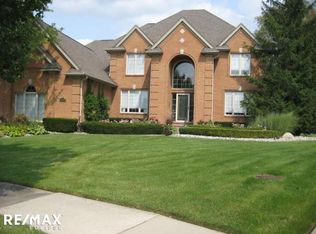63360 N Plantation Ct, Washington, MI 48095