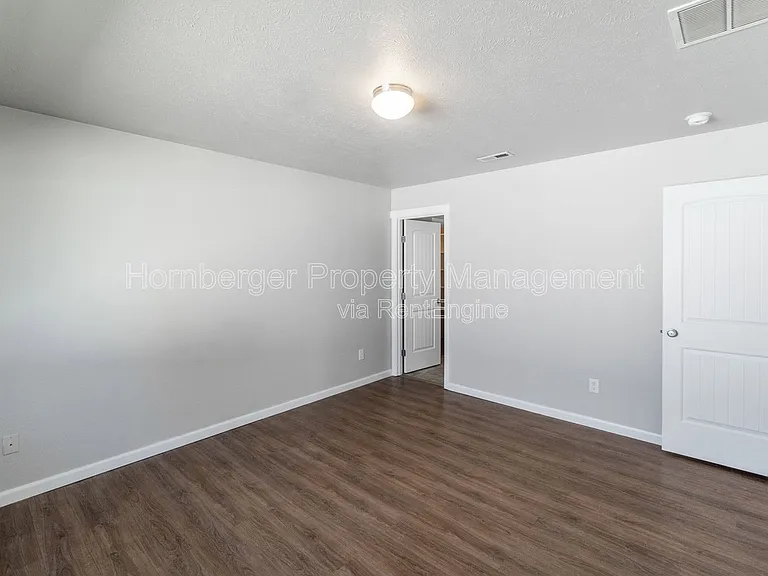 9105 W Red St — Photo 19