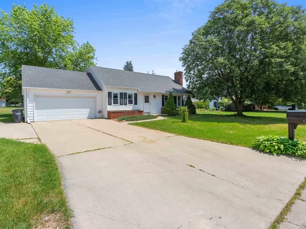 231 Fairview Ave, Green Bay, WI 54301