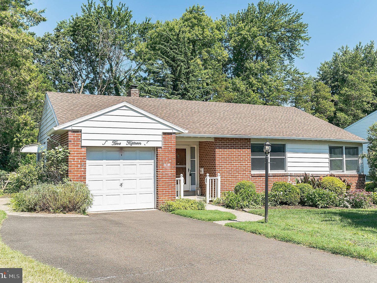 515 Toll Rd, Oreland, PA 19075 Zillow