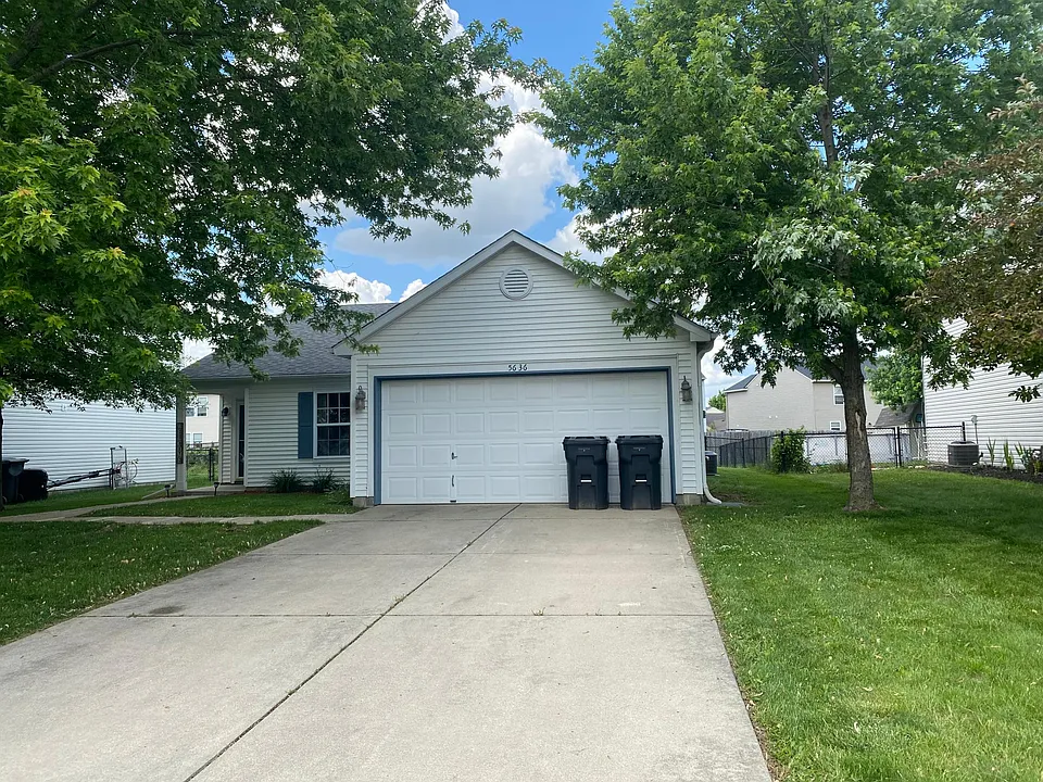 5636 N Plymouth Ct