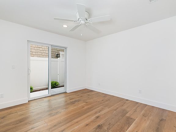 3rd image of 1193 Kingston Ln