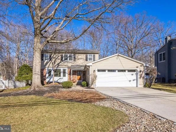 1025 Heartwood Dr, Cherry Hill, NJ 08003