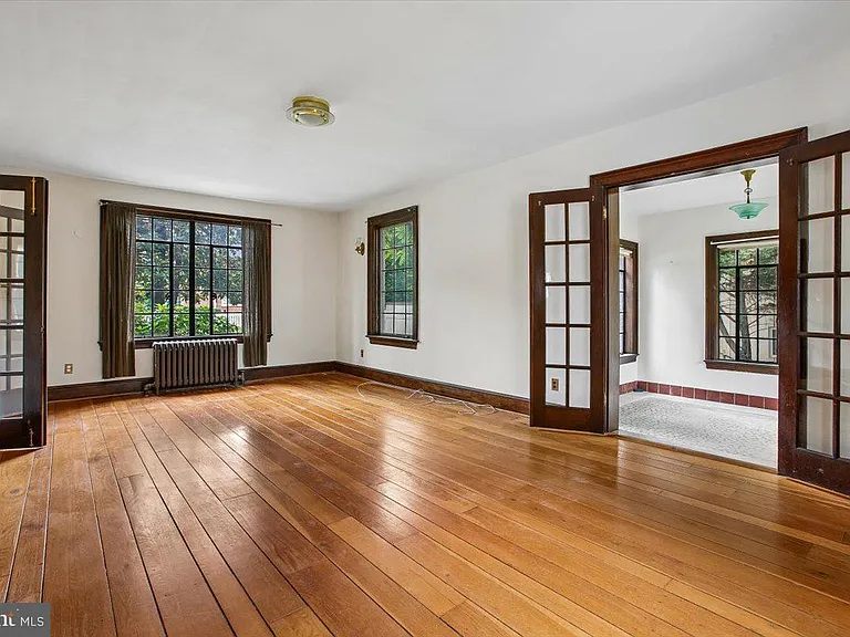 4602 Derussey Pkwy — Photo 18