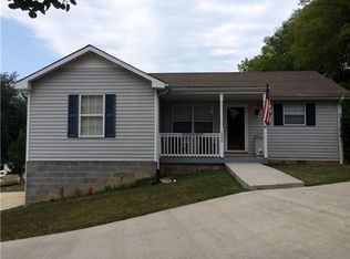 1308 Old Gratton Rd, Clarksville, TN 37043