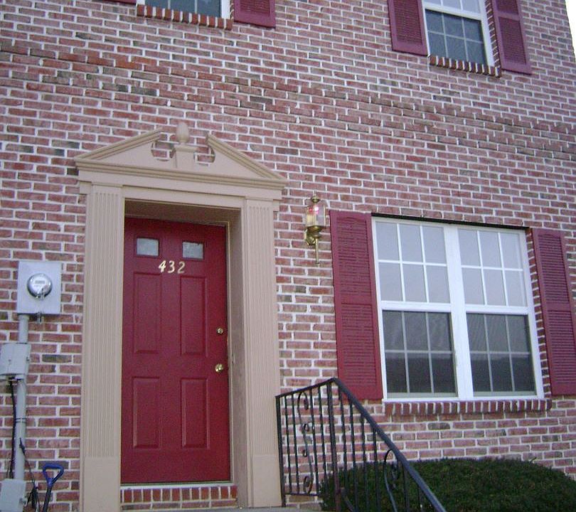 1st image of 432 Old Forge Dr
