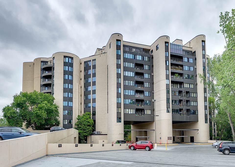 3145 Dean Ct APT 801, Minneapolis, MN 55416 | Zillow