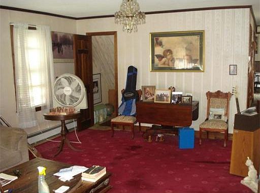 2nd image of 51 Arcadia St