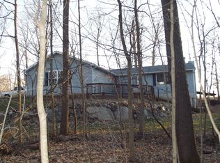 8777 Killinger Rd, Fowlerville, MI 48836