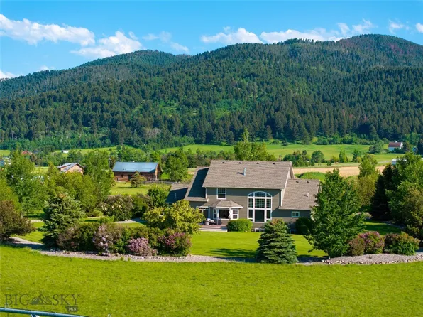 135 Hyalite View Dr, Bozeman, MT 59718