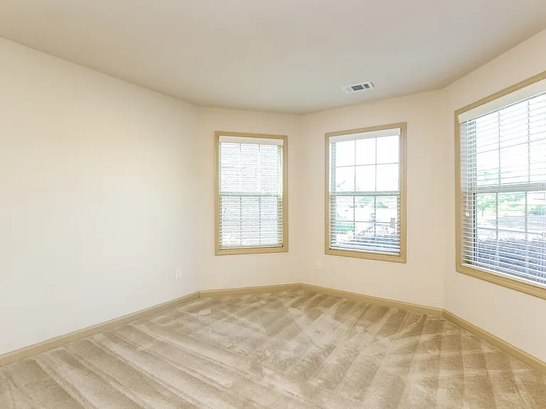 3336 Montauk Hill Dr — Photo 10