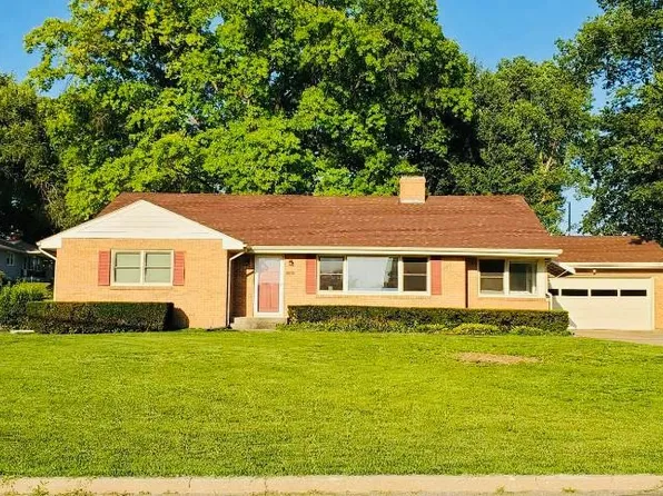 1340 N 2nd St, Atchison, KS 66002