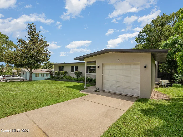 115 S Indian Cir — Photo 16