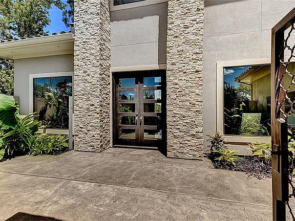 4th image of 14760 English Oak Dr