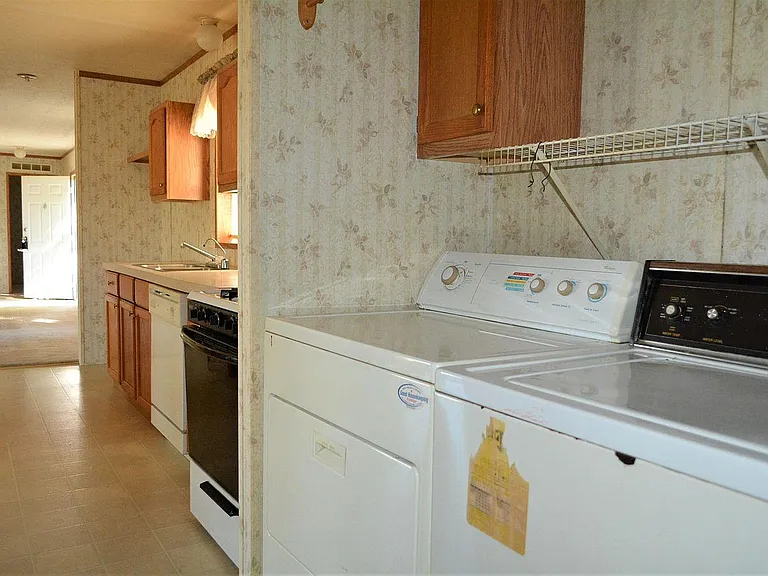 1050 Cordoba — Photo 6